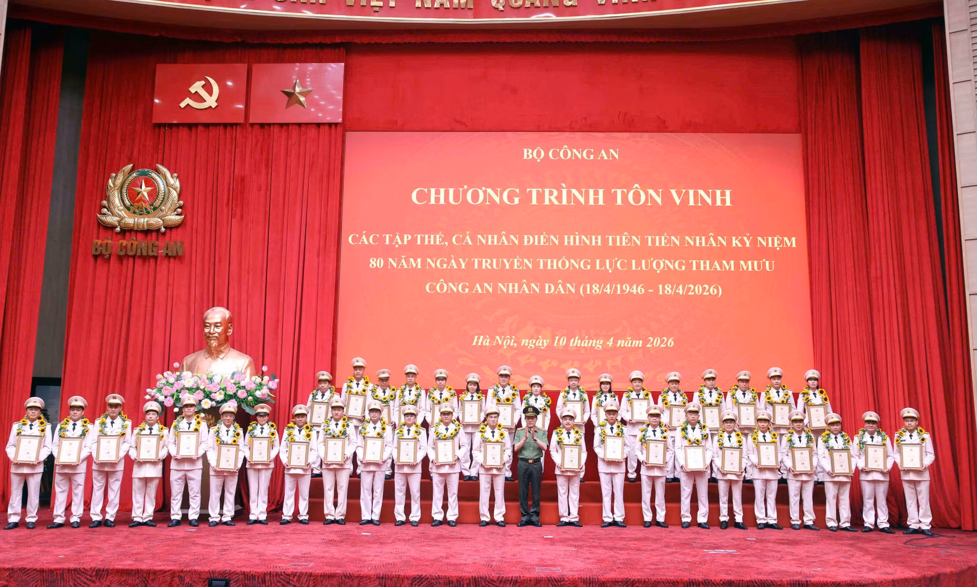 Tuyên dương 80 tập thể, cá nhân điển hình tiên tiến lực lượng Tham mưu Công an nhân dân -0