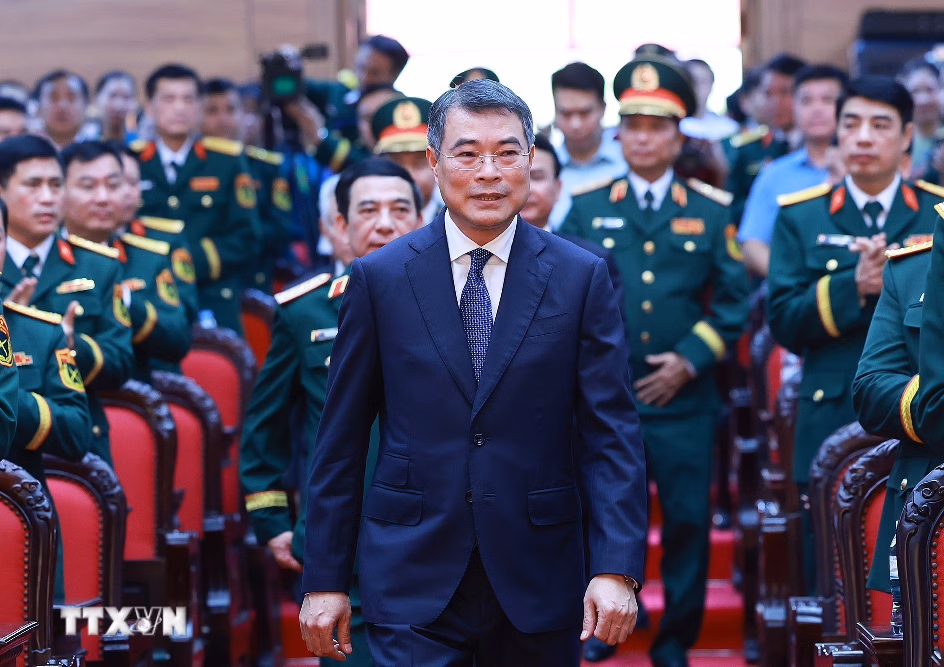 Thủ tướng: Quân khu 4 viết tiếp trang sử hào hùng, bảo vệ vững chắc đất nước -0