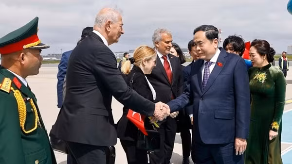 Chủ tịch Quốc hội đến Thổ Nhĩ Kỳ, bắt đầu tham dự Đại hội đồng IPU-152