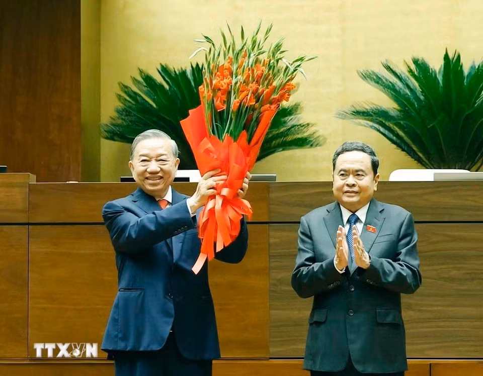 Lựa chọn hiền tài và kiến tạo phát triển -0