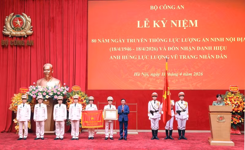 Xây dựng thế trận an ninh nội địa vững chắc, liên thông, rộng khắp -0