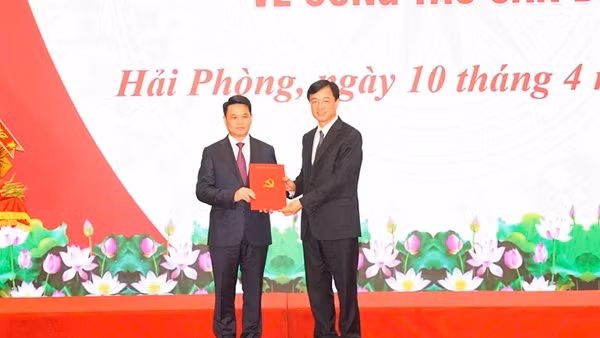 Đồng chí Lê Ngọc Châu giữ chức Bí thư Thành ủy Hải Phòng