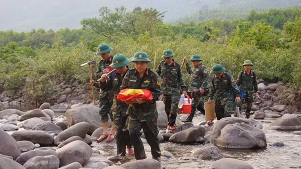 Phát hiện 3 hài cốt liệt sĩ với nhiều di vật