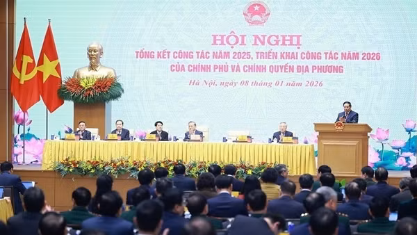 Thủ tướng: Để tăng trưởng 2 con số cần chuyển đổi cơ cấu kinh tế, xác lập mô hình tăng trưởng mới