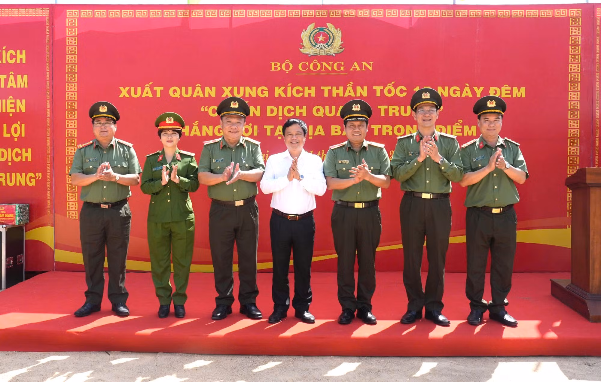 Thần tốc 15 ngày đêm về đích chiến dịch Quang Trung -0