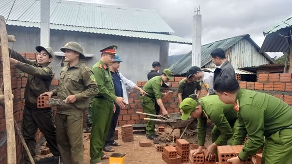 Dấu ấn đậm nét của lực lượng tham gia bảo vệ ANTT ở cơ sở trong "Chiến dịch Quang Trung"