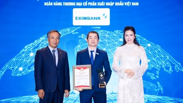 Eximbank được vinh danh 3 hạng mục Top 10 – Top 50 – Top 500 nhà tuyển dụng và môi trường làm việc tốt nhất Việt Nam năm 2025