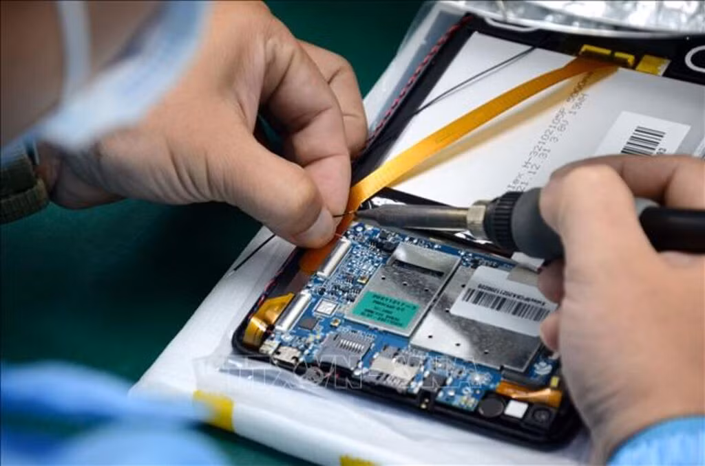 Hỗ trợ toàn diện quá trình sản xuất thử chip bán dẫn -0
