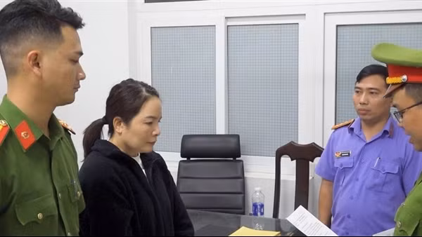 Bắt nữ giám đốc lừa đảo 14 tỷ đồng tiền đặt cọc mua đất theo “suất ngoại giao”
