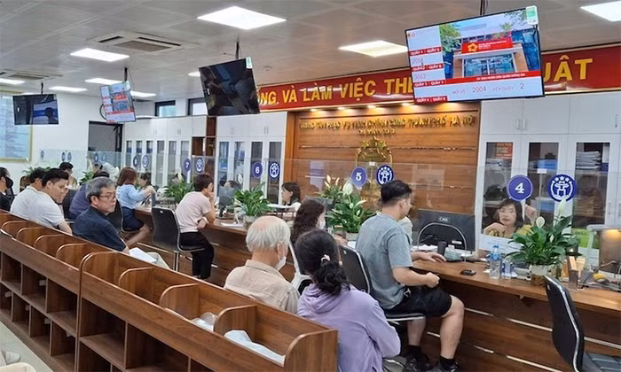 Tiếp tục tinh giản biên chế, đề xuất điều chỉnh tiền lương với cán bộ, công chức -0