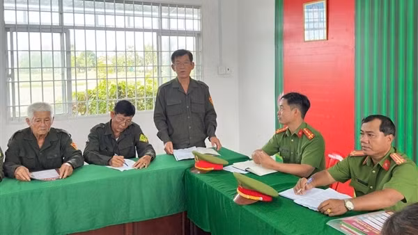 Những bước chân giữ bình yên nơi biên giới Tây Nam