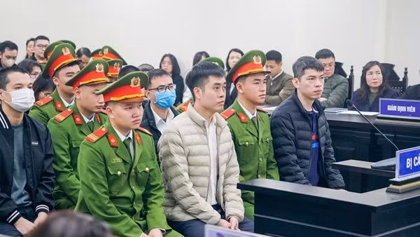 Xét xử Tổng Giám đốc Z Holding sản xuất, buôn bán hàng giả gần 6.700 tỷ đồng