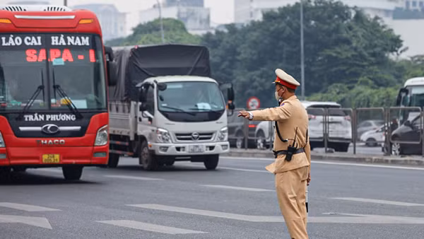 Xử lý 7 tài xế dương tính với ma tuý và 3.373 trường hợp vi phạm nồng độ cồn
