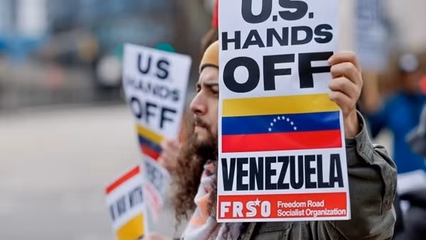 Biểu tình bùng phát tại Mỹ và nhiều nước sau vụ bắt giữ Tổng thống Venezuela
