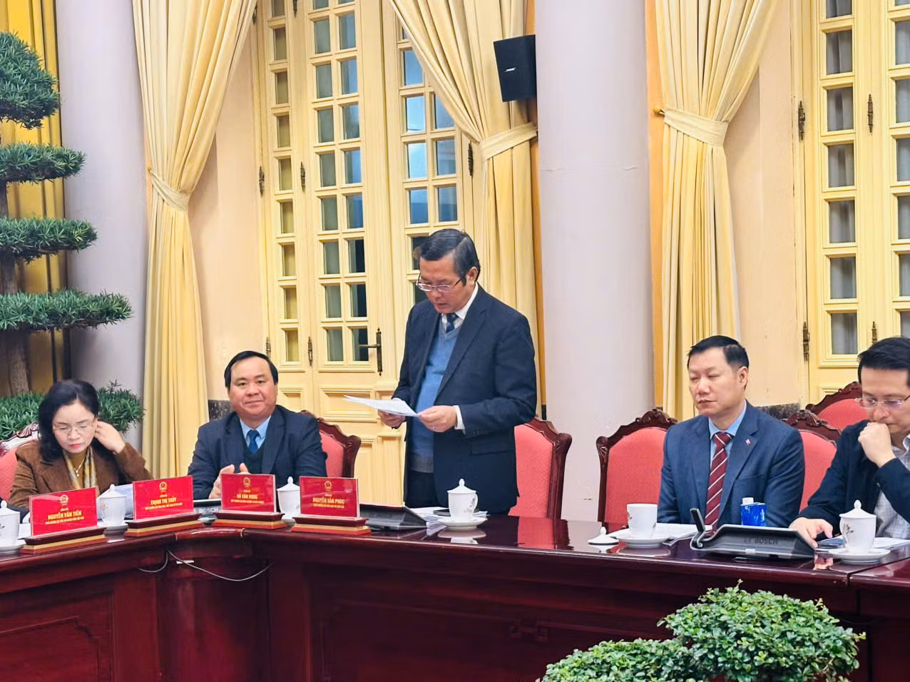 Công bố 12 luật -0