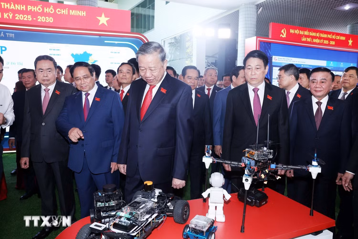 Phát biểu của Tổng Bí thư tại Đại hội đại biểu Đảng bộ TP Hồ Chí Minh -2