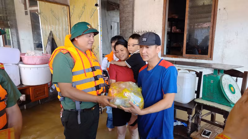 Bộ Công an chỉ đạo công tác ứng phó lụt bão tại địa bàn bị ảnh hưởng nặng nề trong đợt lũ lịch sử -0