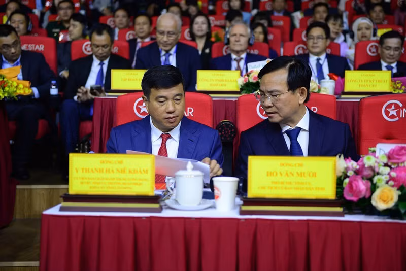 Lâm Đồng cam kết “doanh nghiệp khó, có chính quyền” -0