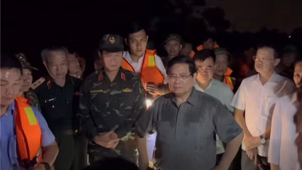 Sẵn sàng phương án di dời 30.000 dân ngập lụt ở ngoại thành Hà Nội