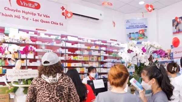 TP Hồ Chí Minh: Xử phạt hàng loạt công ty, cơ sở dược - mỹ phẩm, nhà thuốc sai phạm
