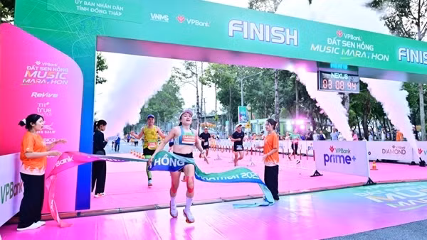 12.000 runner về đích, VPBank Đất Sen Hồng Music Marathon 2025 kết thúc ấn tượng