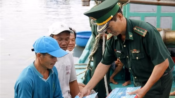 Khắc phục "thẻ vàng" IUU": Đồng Tháp quản lý chặt đội tàu khai thác