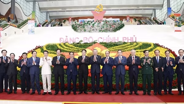 Tổng Bí thư Tô Lâm dự, chỉ đạo Đại hội đại biểu Đảng bộ Chính phủ lần thứ nhất