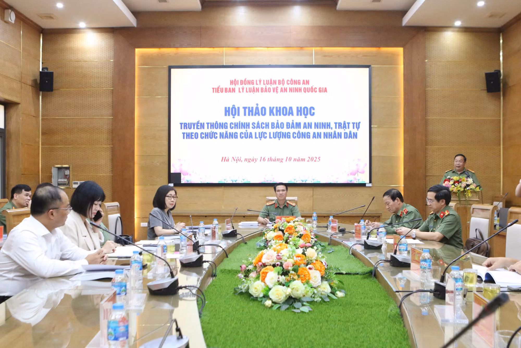 Hoàn thiện lý luận và nâng cao hiệu quả công tác truyền thông chính sách đảm bảo ANTT -0