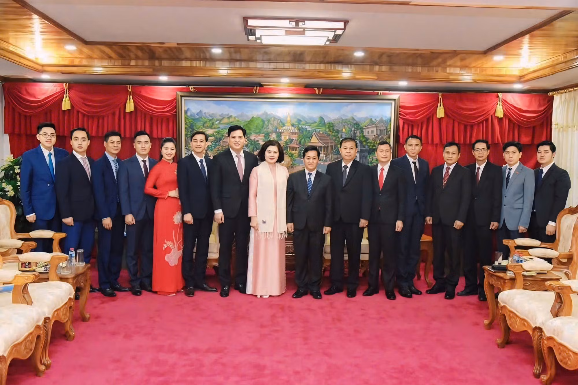 Tăng cường giao lưu, hợp tác giữa thanh niên, phụ nữ Bộ Công an Việt Nam và Bộ Công an Lào -0