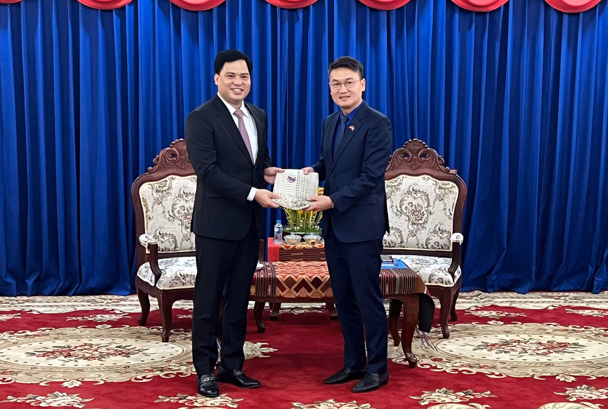 Tăng cường giao lưu, hợp tác giữa thanh niên, phụ nữ Bộ Công an Việt Nam và Bộ Công an Lào -0