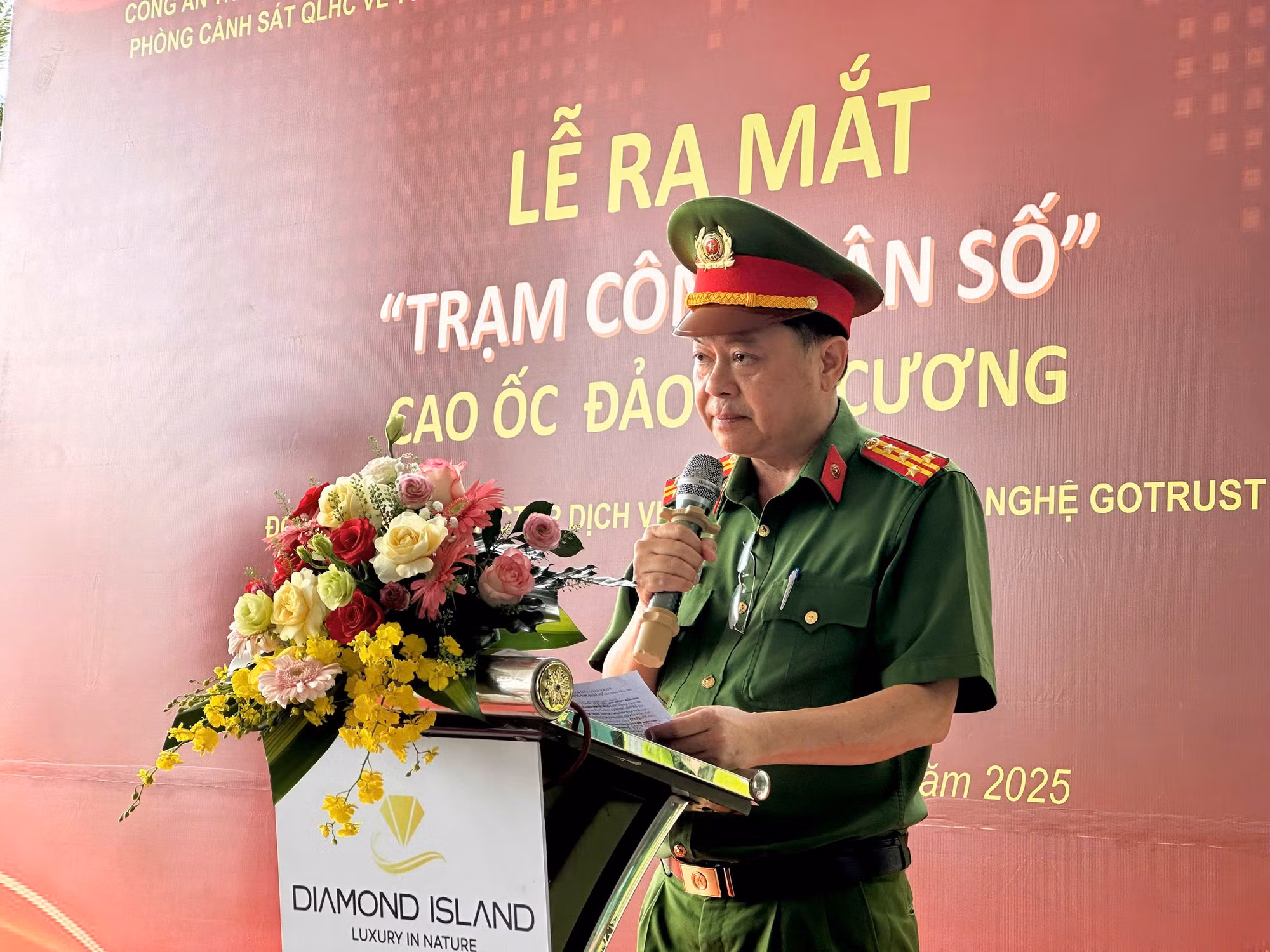 TP Hồ Chí Minh ra mắt “Trạm công dân số” đầu tiên -0