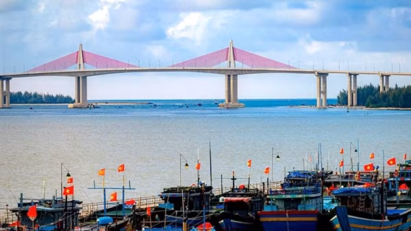 Những cây cầu mới “nối nhịp bờ vui” ở đất Cố đô
