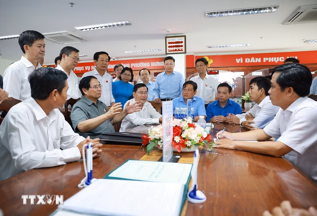 Thủ tướng Phạm Minh Chính kiểm tra, chỉ đạo xử lý các vướng mắc tại Cần Thơ -0