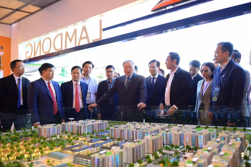Lâm Đồng cam kết “doanh nghiệp khó, có chính quyền” -0