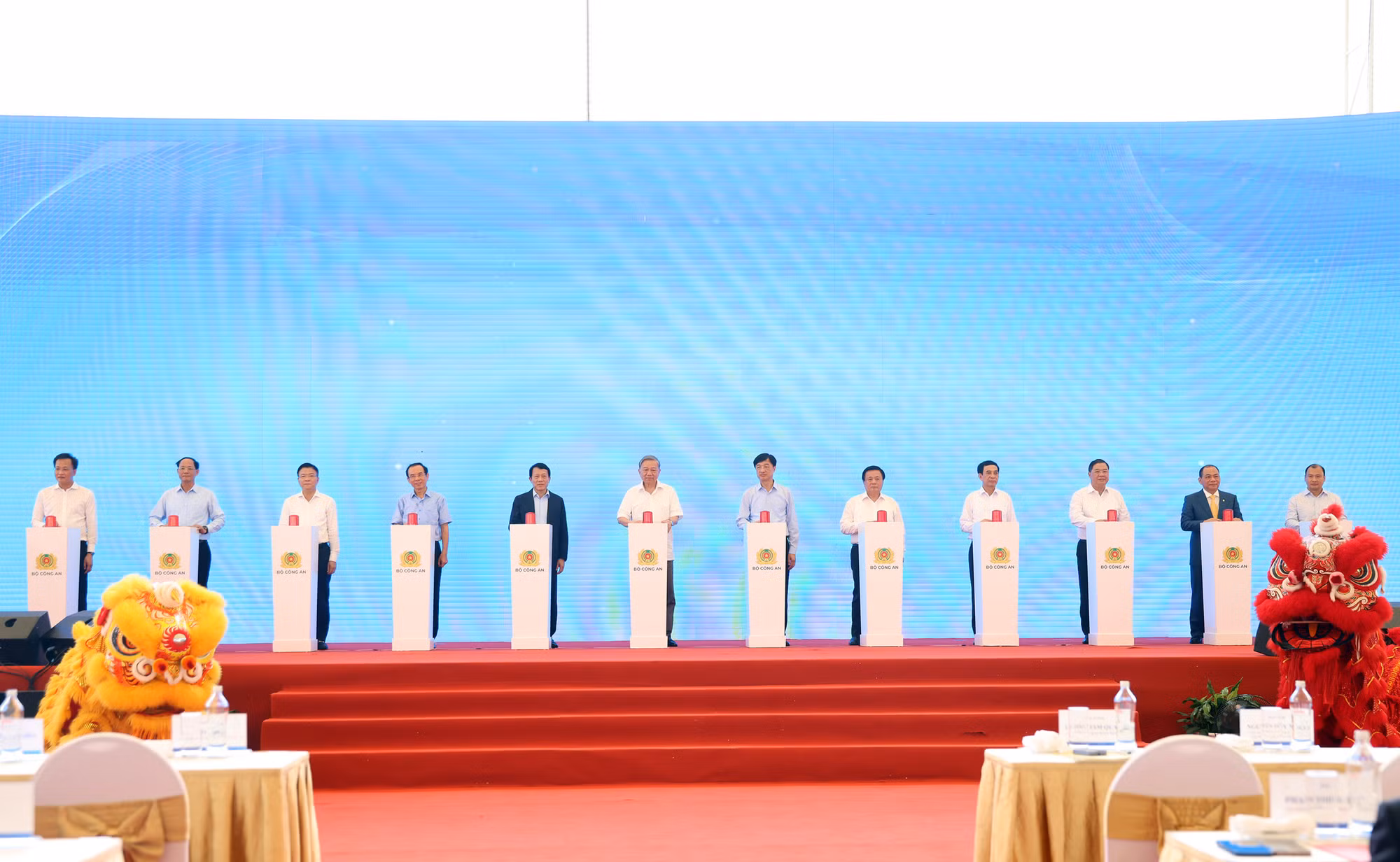 Góp phần tăng cường mối quan hệ gắn bó mật thiết giữa lực lượng Công an với nhân dân -0