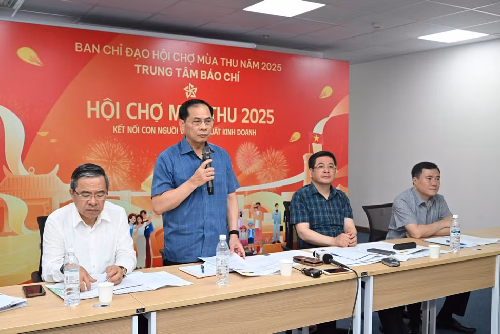 Hội chợ Mùa Thu 2025: Sẵn sàng cho lễ khai mạc tối 25/10 tại VEC -0