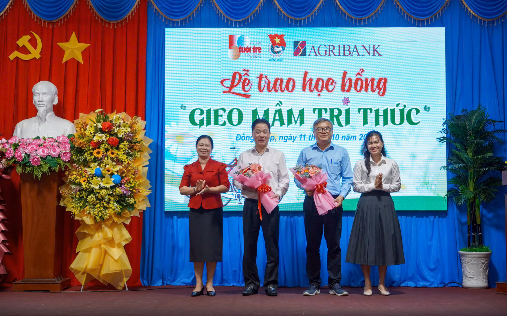 Agribank Chi nhánh Phú Nhuận trao học bổng “Gieo mầm tri thức” -0