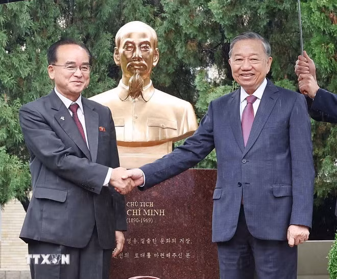 Tổng Bí thư Tô Lâm dự Lễ khánh thành tượng Chủ tịch Hồ Chí Minh tại Triều Tiên -0