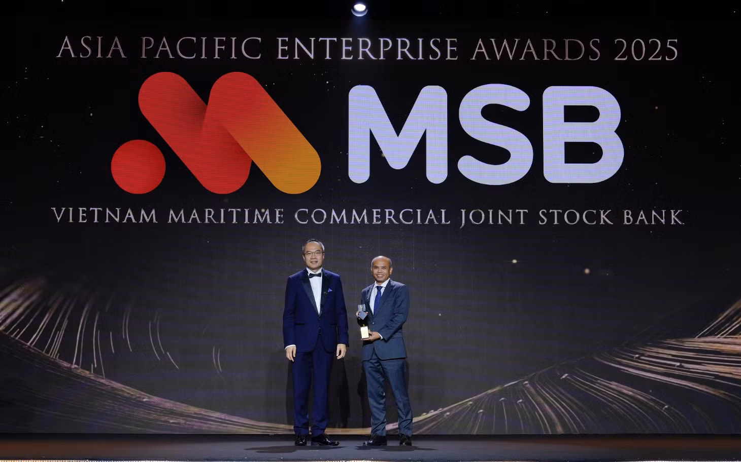 MSB giành “cú đúp” giải thưởng tại APEA 2025 -0