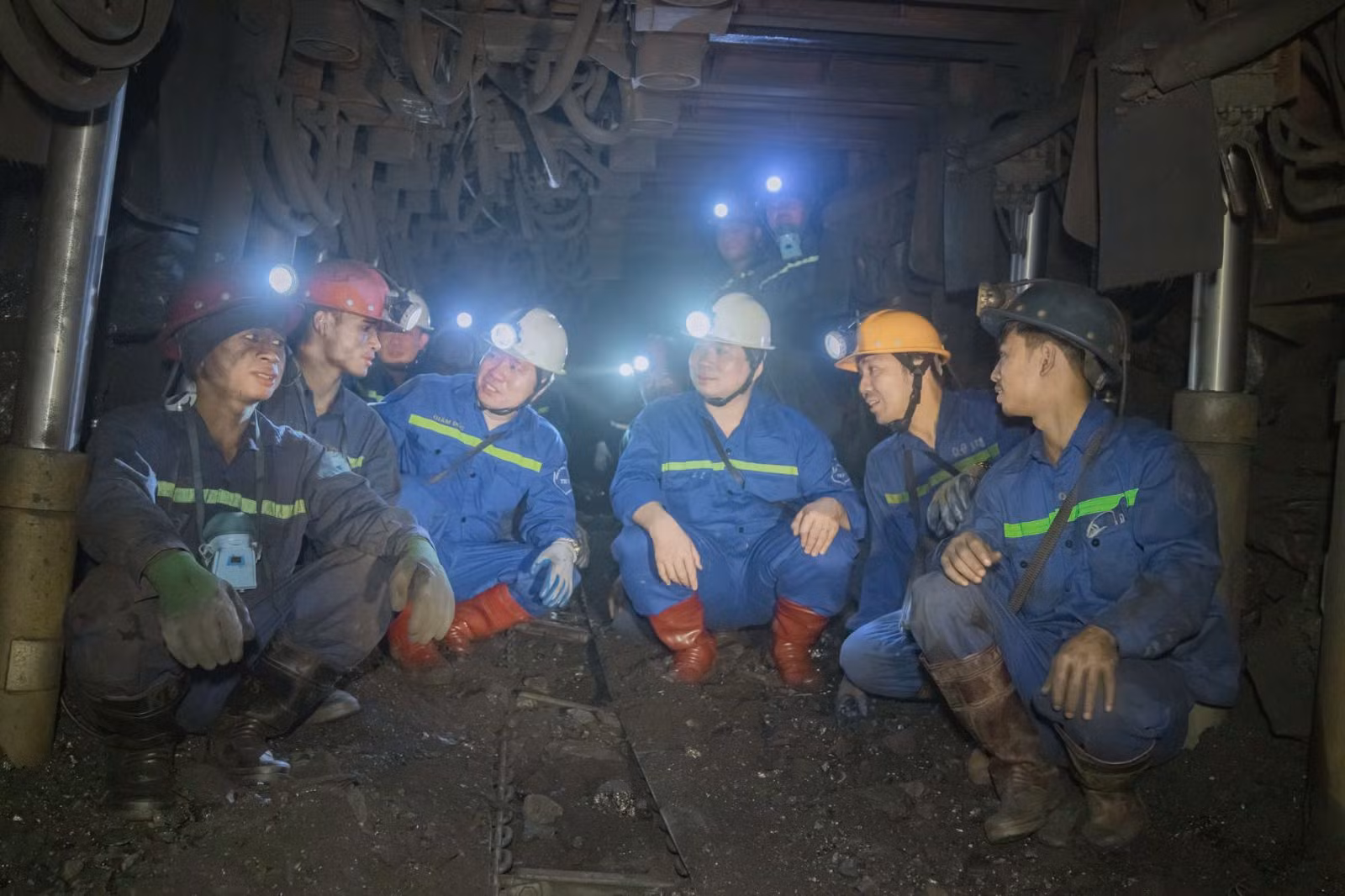 TKV tăng cường áp dụng công nghệ nâng cao năng suất, giảm thiểu tai nạn lao động -0