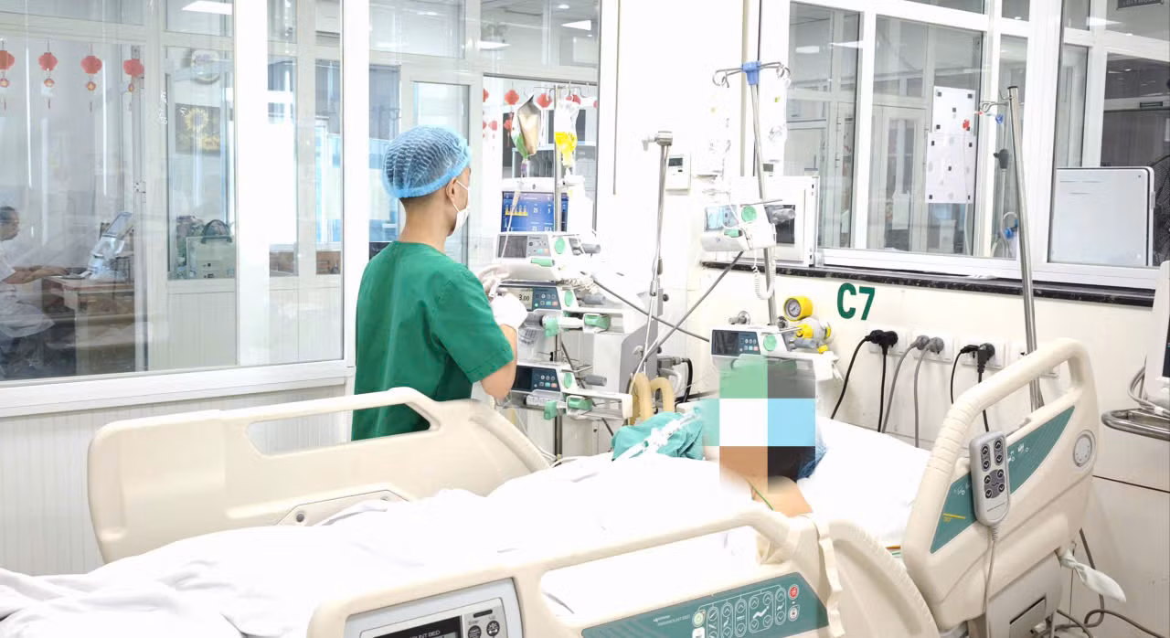 Nhiều người sốc, nguy kịch do sốt xuyết huyết -0