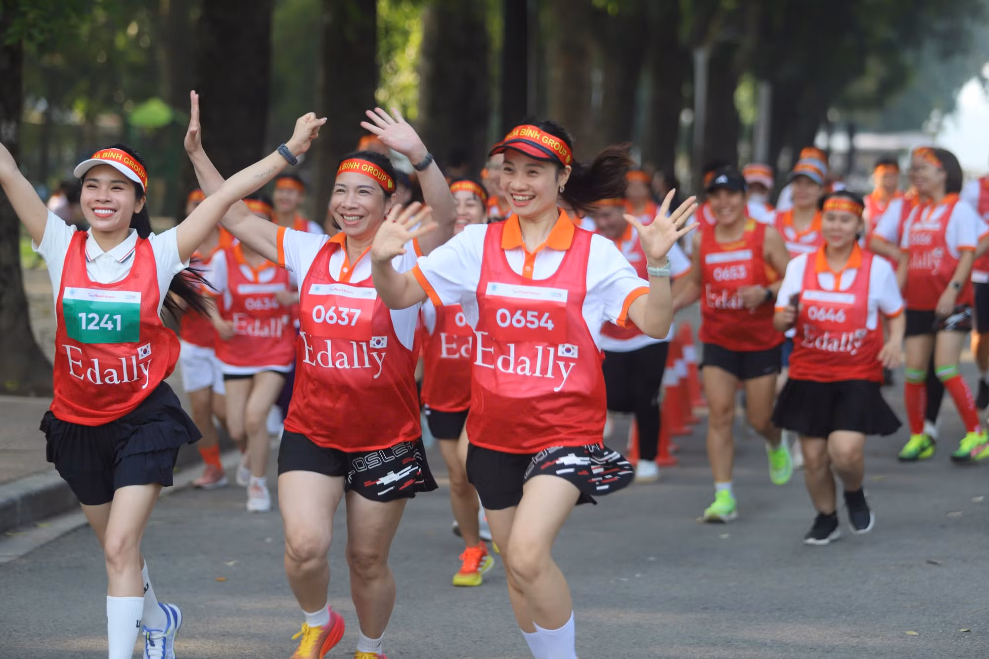 Hơn 1.000 người tham gia giải 