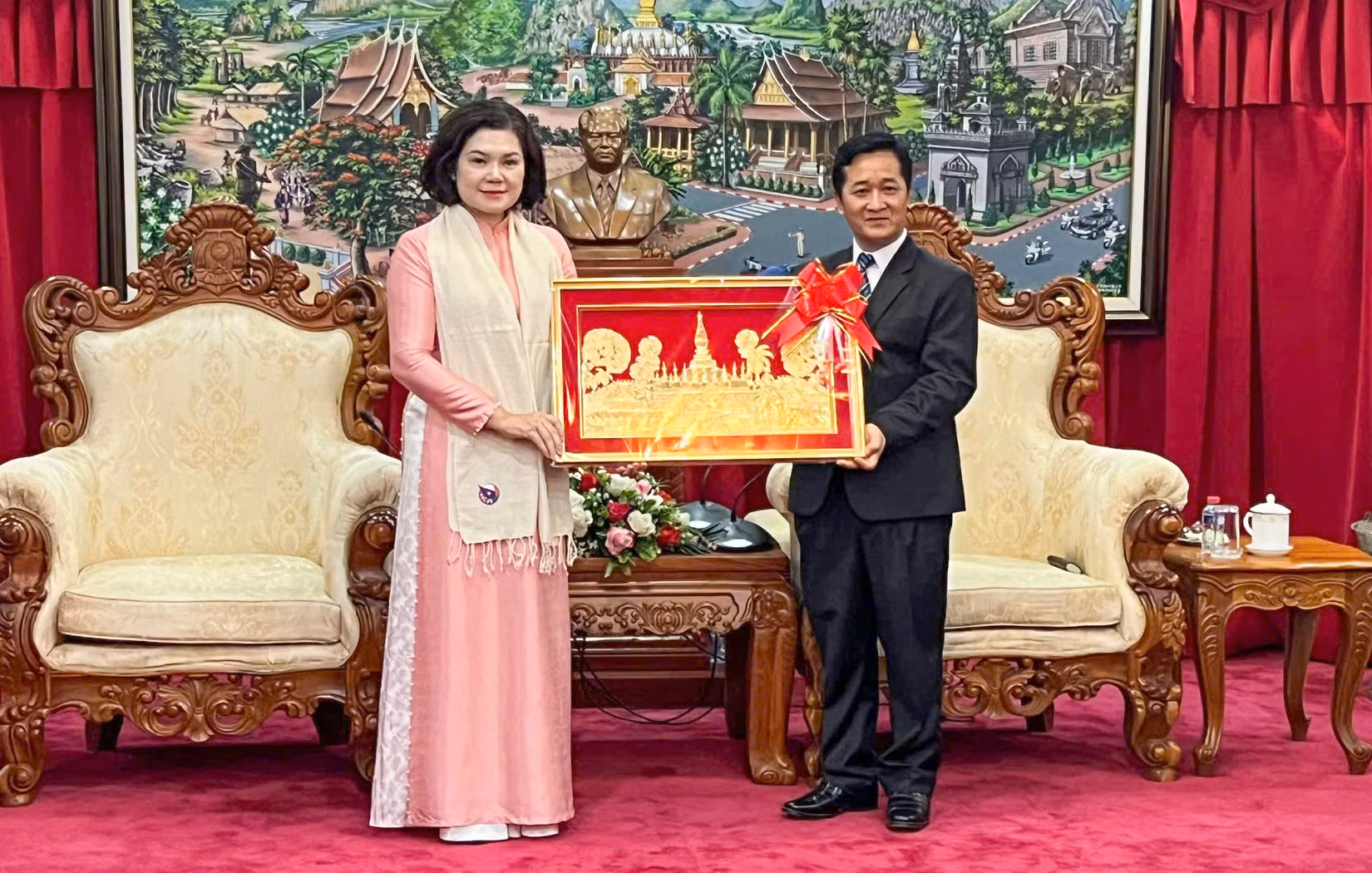 Tăng cường giao lưu, hợp tác giữa thanh niên, phụ nữ Bộ Công an Việt Nam và Bộ Công an Lào -0