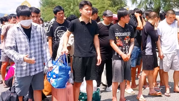 Tiếp nhận 48 công dân Việt Nam từ Campuchia trở về