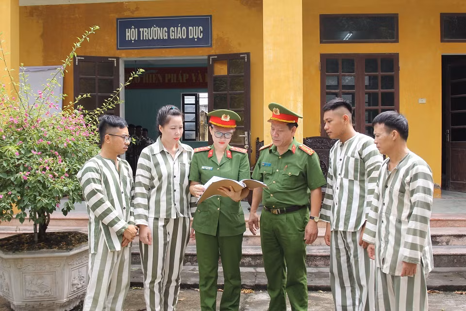 Việc xét đề nghị đặc xá đảm bảo chặt chẽ, công khai, công bằng, minh bạch, đúng đối tượng -0