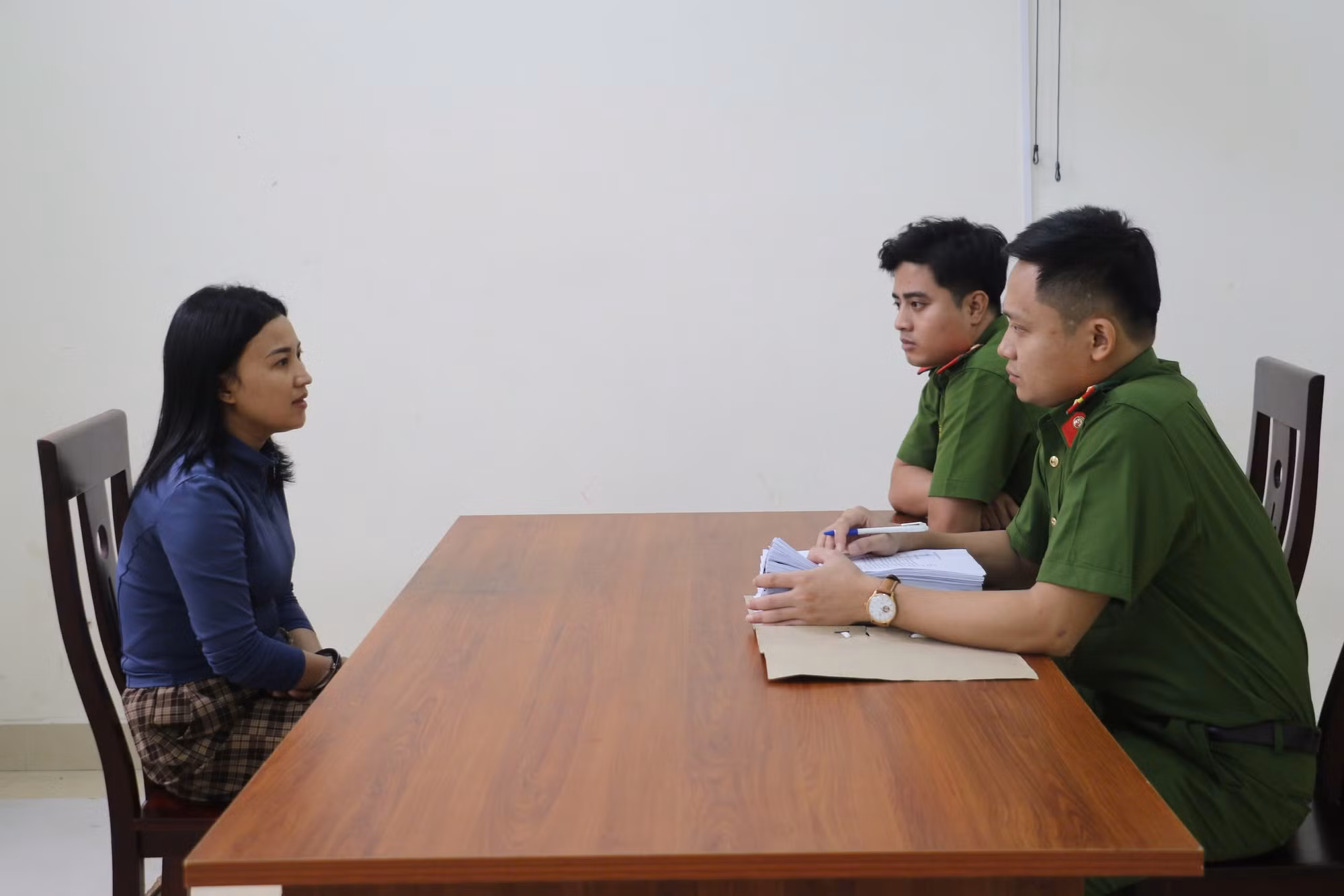 Tạm giữ đối tượng lừa đảo chiếm đoạt tài sản qua huy động tiền đầu tư bất động sản -0