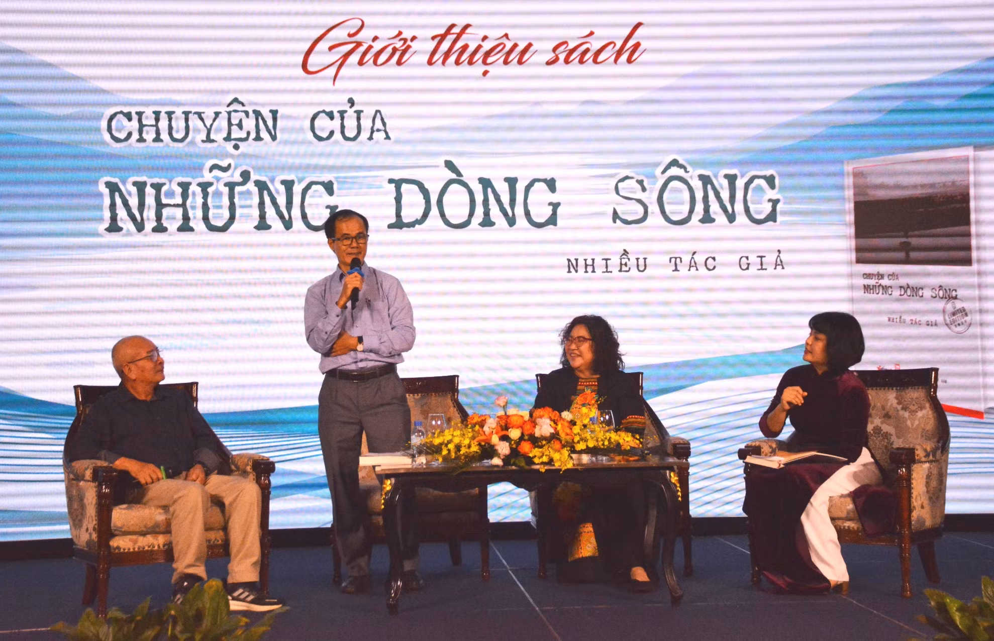 Trao giải cuộc thi viết “Chuyện của những dòng sông” -0