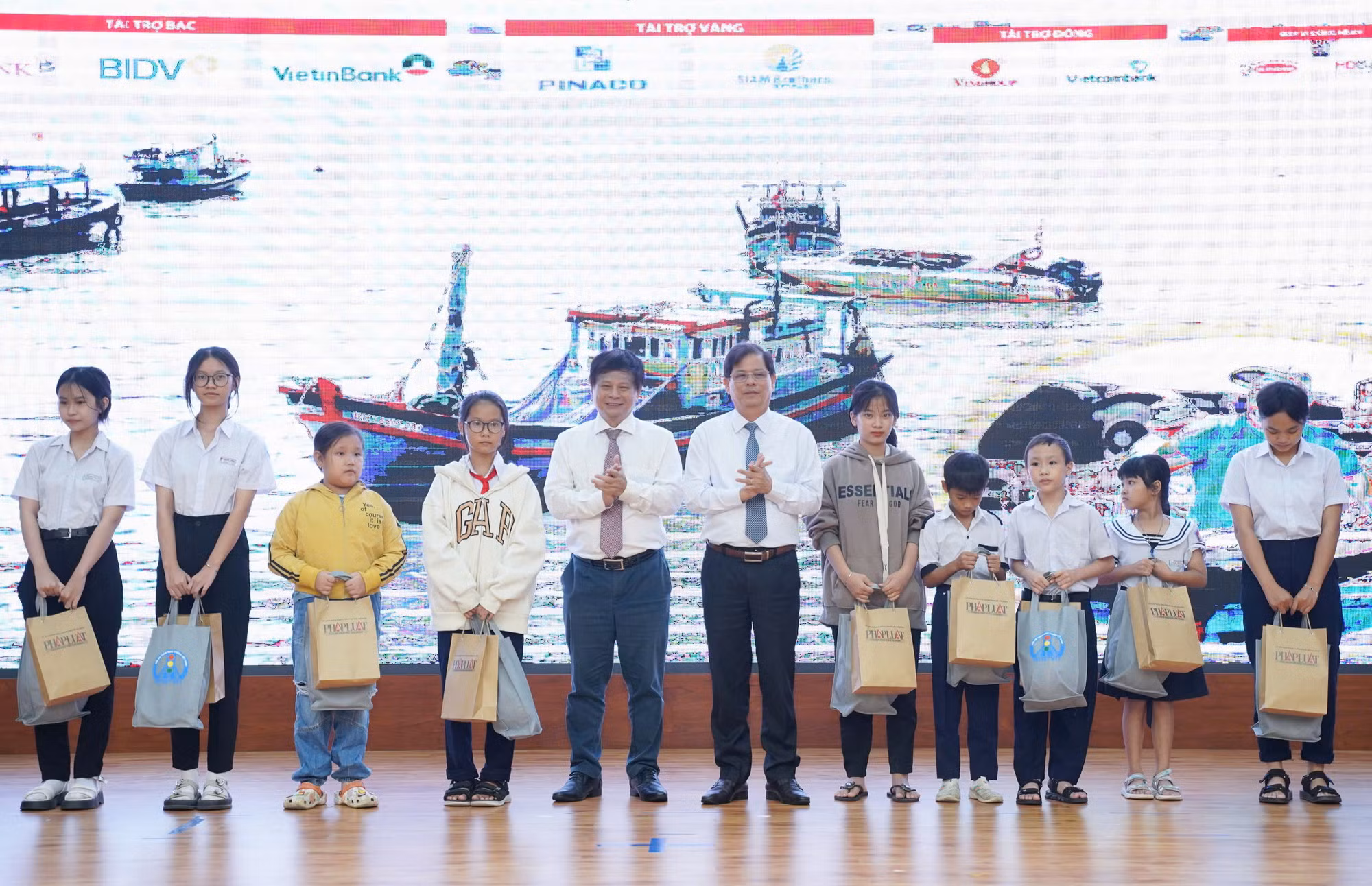  Trao Giải báo chí Nam Trung bộ lần nhất năm 2024 -0
