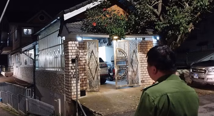 Công an khám xét nhà Chánh văn phòng Sở TN&MT tỉnh Lâm Đồng -0
