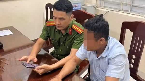 Thoát bẫy kẻ giả danh Công an hướng dẫn cài đặt phần mềm dịch vụ công giả mạo